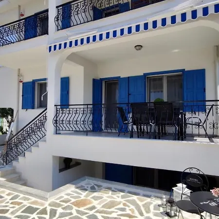 Blue Charm House - 2 Apartment