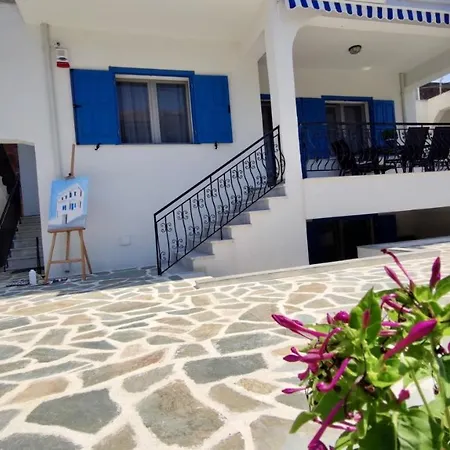 Blue Charm House - 2 Apartment *